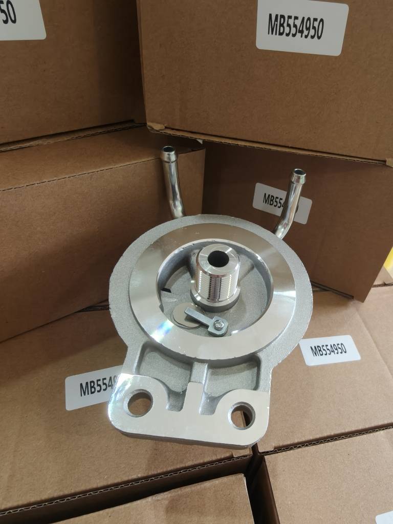 MB554950 Nissan Infiniti Lift Pump Fuel Filter Primer MB554950 OEM Quality - Image 2